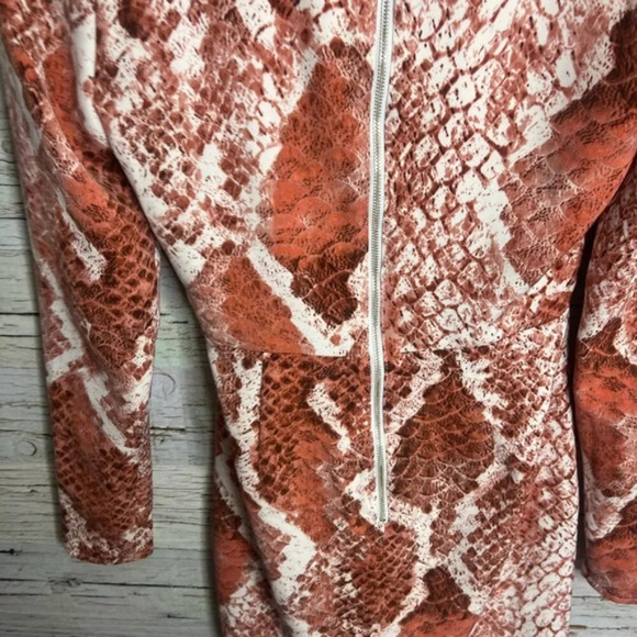 Revolve NBD X HAVEN long sleeve dress white red size xs snake skin - Picture 7 of 12